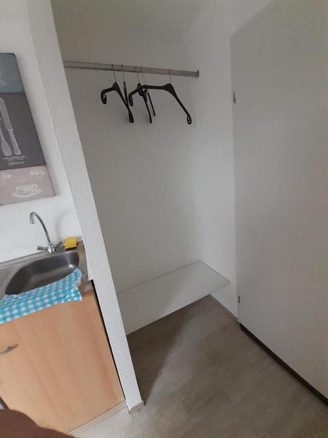 Studio Apartment Alsdorf Bagian luar foto